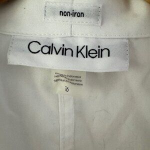 NWT Women's Calvin Klein Sleeveless Button Up Shirt
